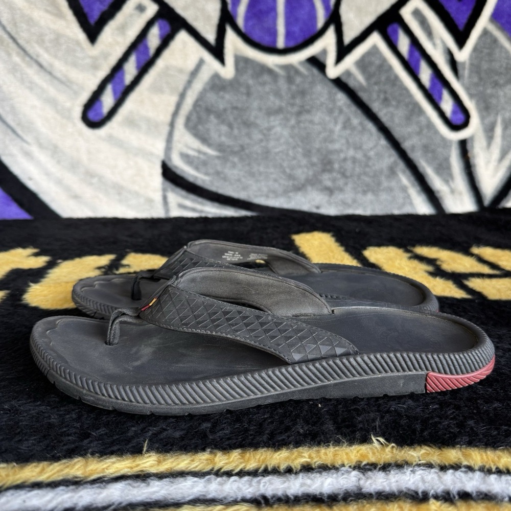Size 45/M12 - OLUKAI Halo Black Thongs Flip Flops Sandals Mens